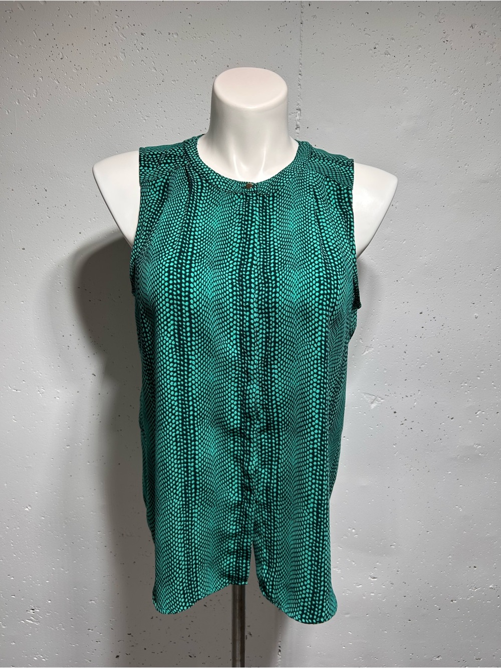 Apt.9 Women's Green & Black Sleeveless Snakeskin Blouse XL